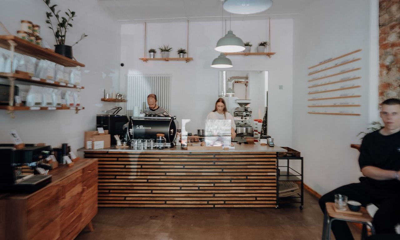 Theke der Kofi Kaffeerösterei 